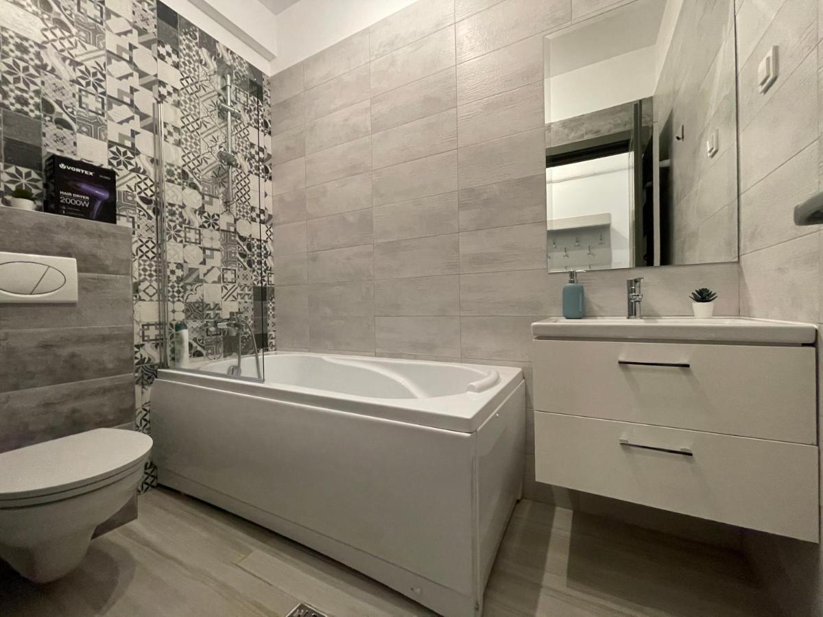 Luxury Apartment Iasi Exterior foto